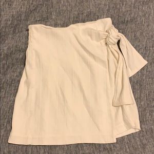 Unworn Club Monaco white cream skirt